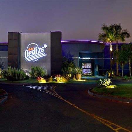 Uberlândia Deslize Motel 2 מראה חיצוני תמונה
