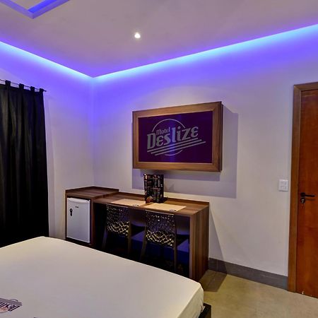 Uberlândia Deslize Motel 2 מראה חיצוני תמונה