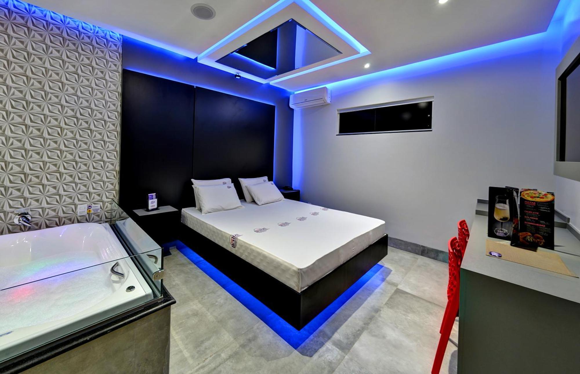 Uberlândia Deslize Motel 2 מראה חיצוני תמונה